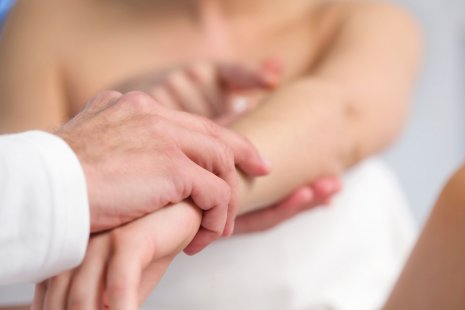 كيفية استخدام منتج BIODERMA خطوة بخطوة كيفية استخدام منتج BIODERMA خطوة بخطوة